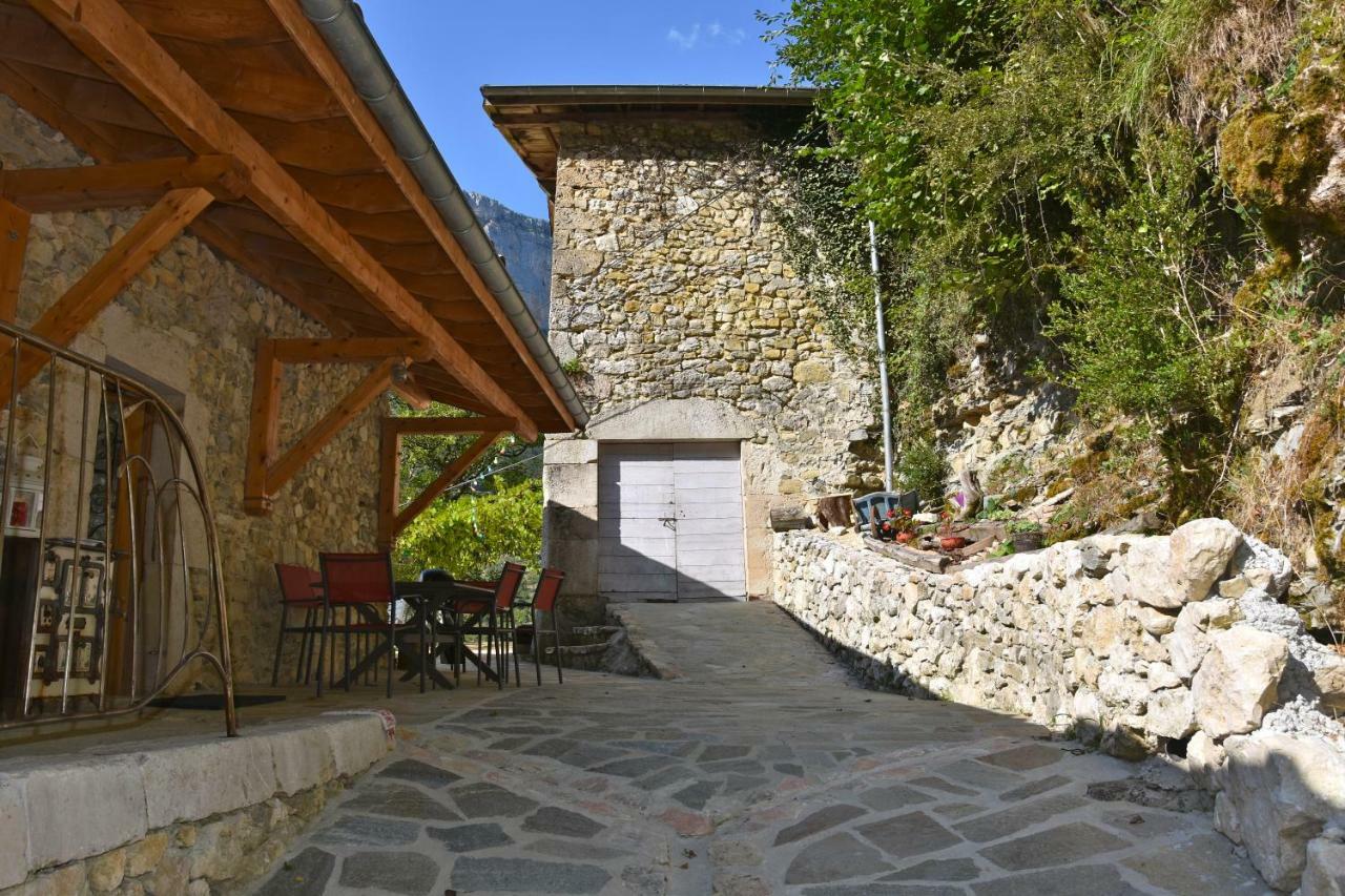 Gite De Charme La Chabotte - Royans / Vercors Chatelus  Экстерьер фото